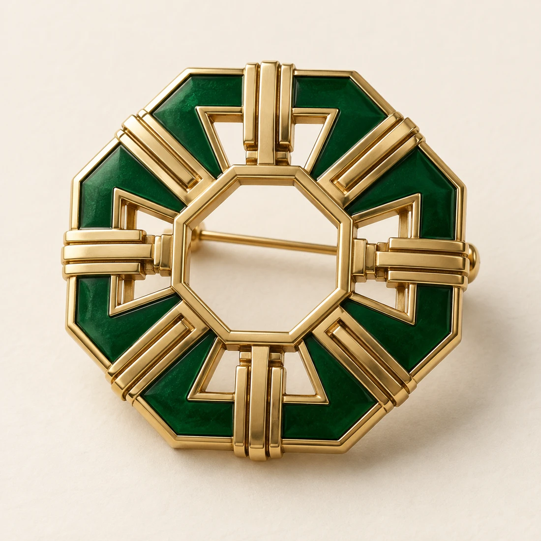 Quorum Crest Brooch, gold / green, geometric openwork design